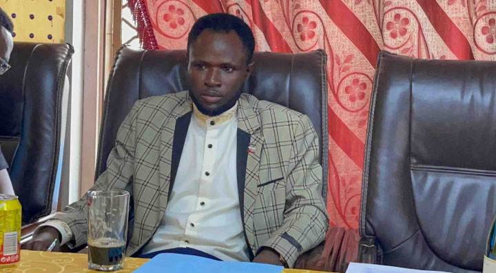Dr. Tawe Titus